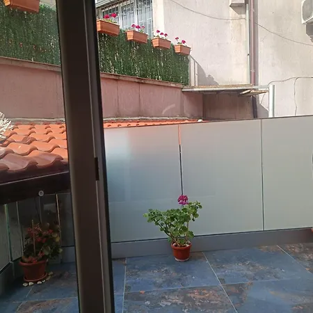 Апартамент Cozy Flat Sisilia Center Варна