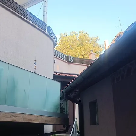 Апартамент Cozy Flat Sisilia Center Варна